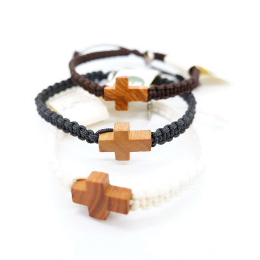Armband mit Kreuz